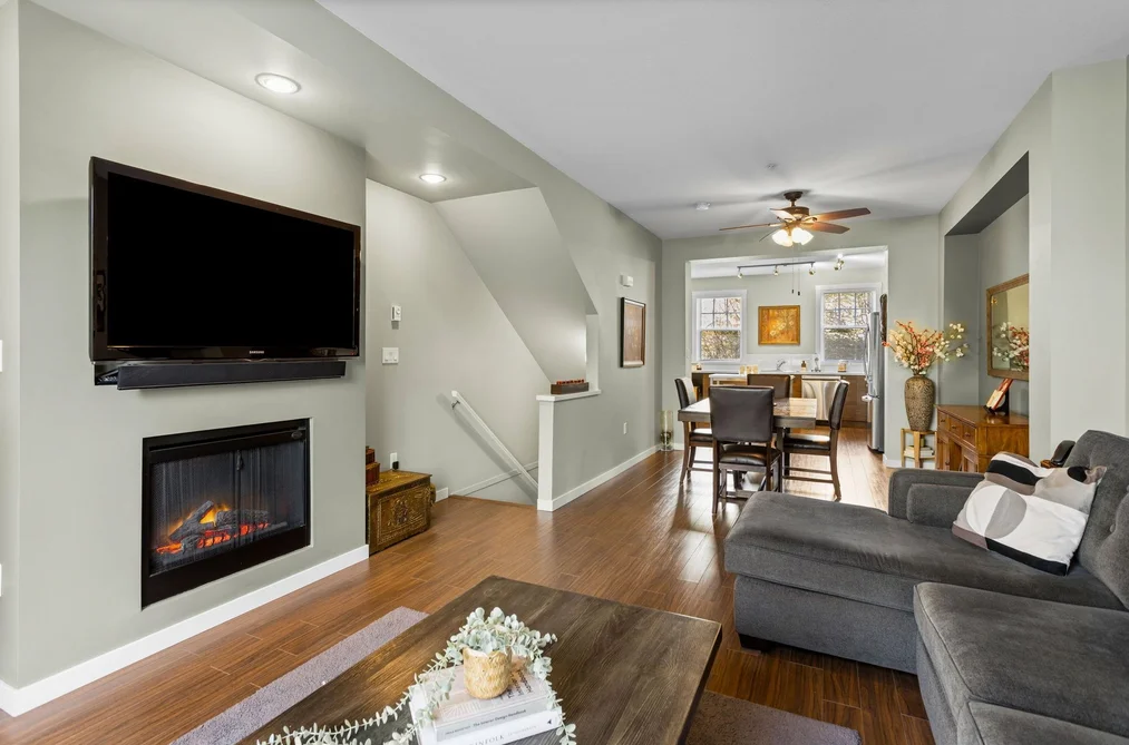 25 2495 DAVIES AVENUE, Port Coquitlam BC V3C 0B2, Port Coquitlam BC — Residential for Sale - Photo 4