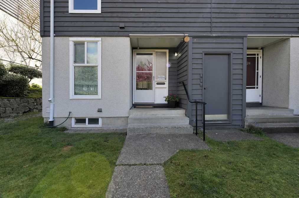 25 315 SCHOOLHOUSE STREET, Coquitlam BC V3K 5P4, Coquitlam BC — Residential for Sale - Photo 2