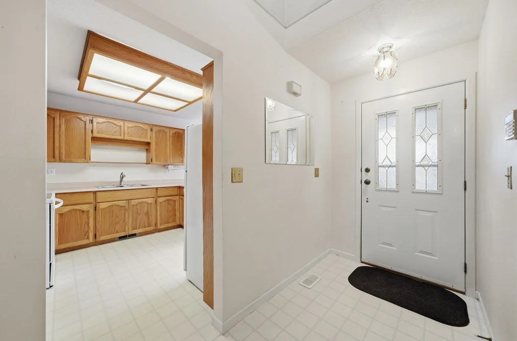 25 32615 MURRAY AVENUE, Abbotsford BC V2T 4T6, Abbotsford BC — Residential for Sale - Photo 3