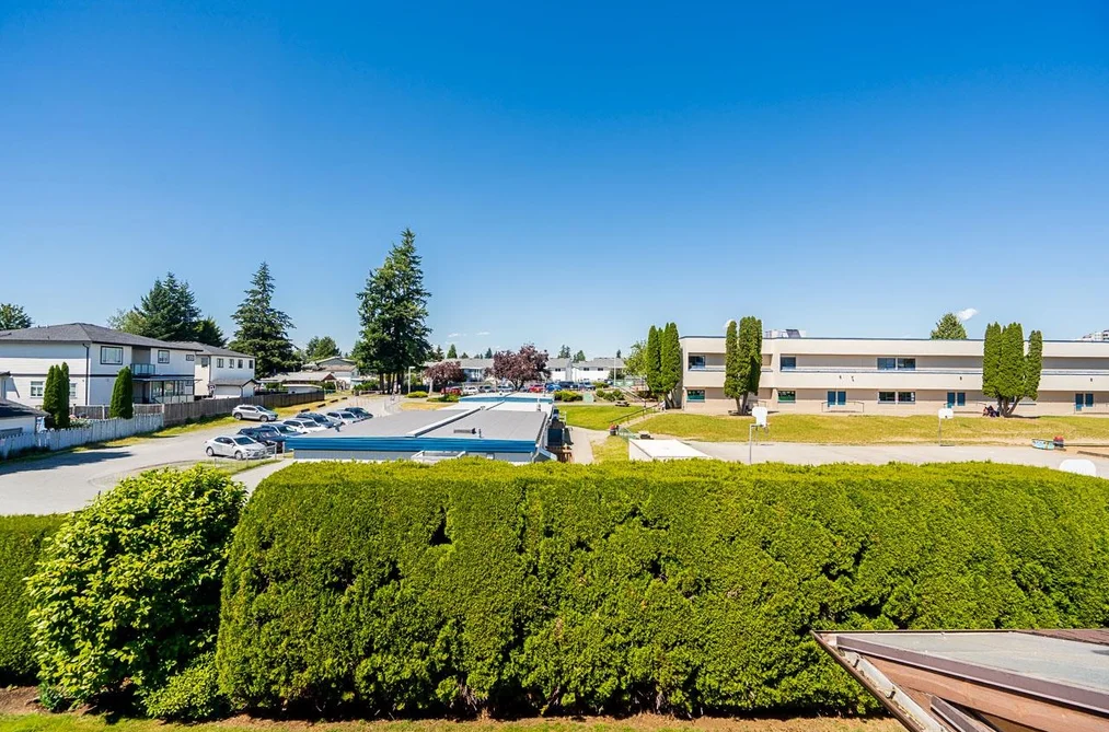 25 32659 GEORGE FERGUSON WAY, Abbotsford BC V2T 4E4, Abbotsford BC — Residential for Sale — Photo 27 of 37