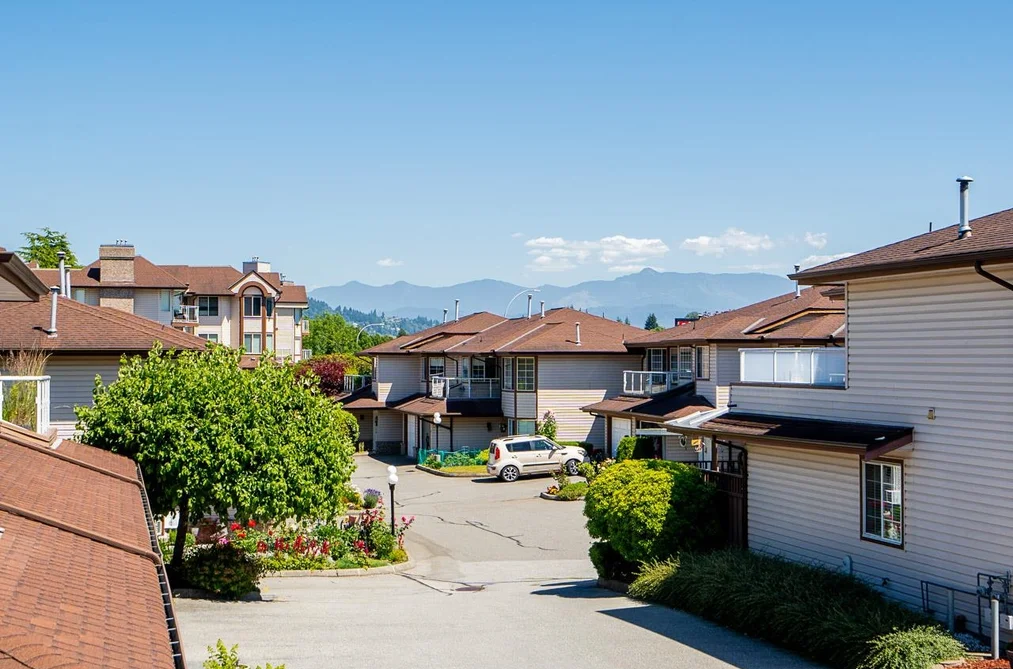 25 32659 GEORGE FERGUSON WAY, Abbotsford BC V2T 4E4, Abbotsford BC — Residential for Sale — Photo 31 of 37