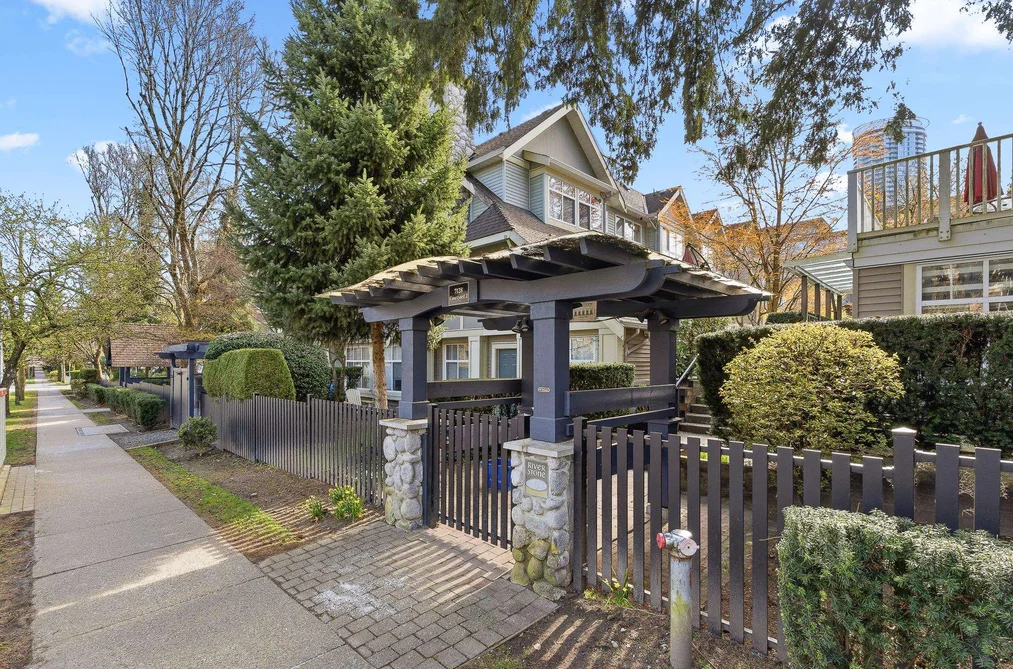 Townhouse for sale at 25 7128 Stride Avenue Burnaby British Columbia - MLS: R3104564