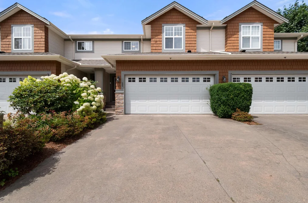 Townhouse for sale at 25 7475 Garnet Drive Chilliwack British Columbia - MLS: R3144597