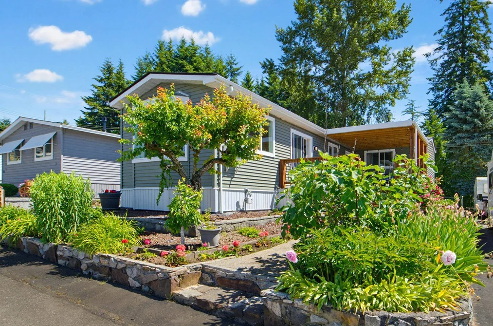 250 27111 0 AVENUE, Langley BC V4W 2T6, Langley BC — Residential for Sale - Photo 2