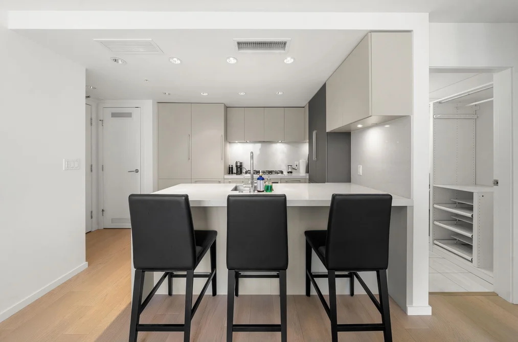 2501 - 1351 Continental Street, Vancouver, BC - MLS: R3164819 - Photo 2 2501 - 1351 Continental Street, Vancouver, BC - MLS: R3164819 - Photo 2