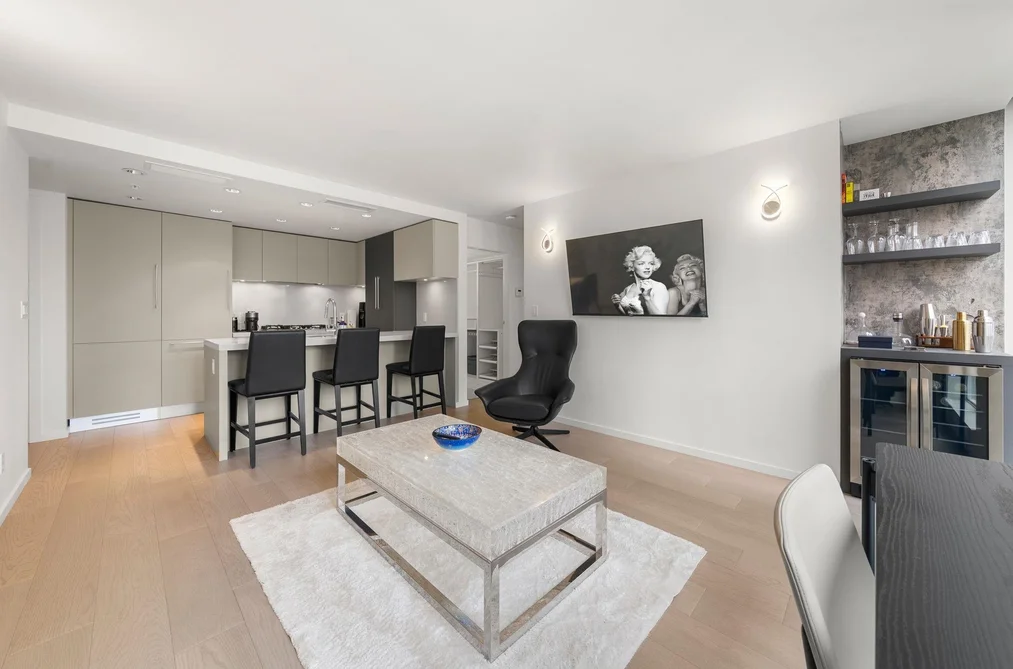 2501 - 1351 Continental Street, Vancouver, BC - MLS: R3164819 - Photo 9 2501 - 1351 Continental Street, Vancouver, BC - MLS: R3164819 - Photo 9