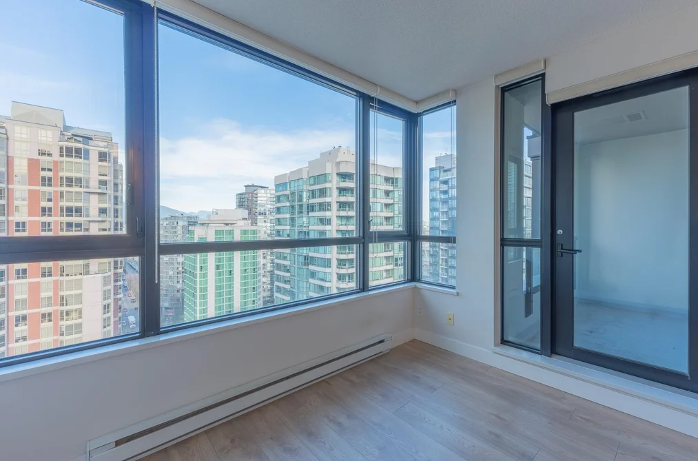 Condo for sale at 2501 909 Mainland Street Vancouver British Columbia - MLS: R3126697