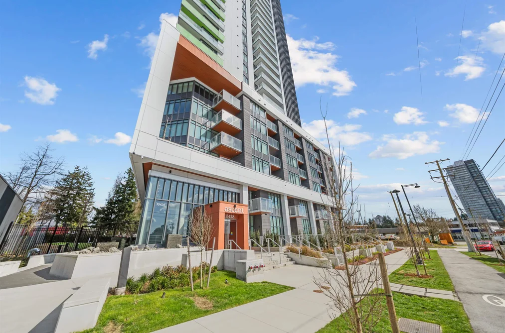Condo for sale at 2502 10428 Whalley Boulevard Surrey British Columbia - MLS: R3110372
