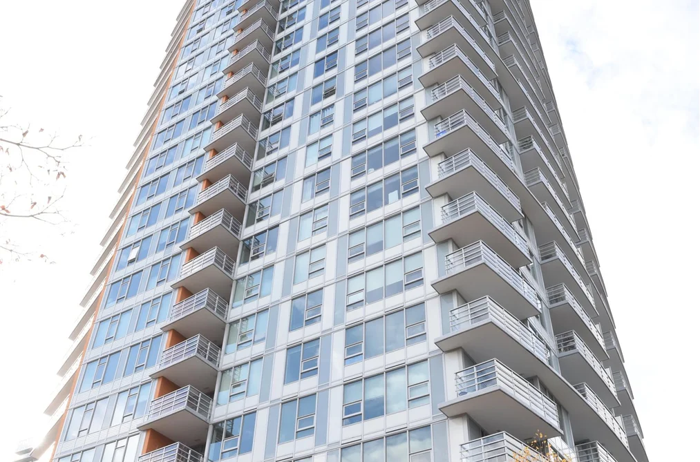 Condo for sale at 2502 530 Whiting Way Coquitlam British Columbia - MLS: R3109705
