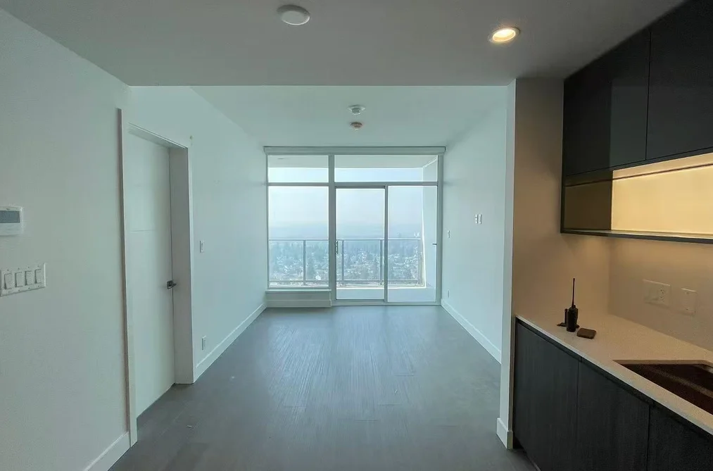 Condo for sale at 2505 6511 Sussex Avenue Burnaby British Columbia - MLS: R3163695