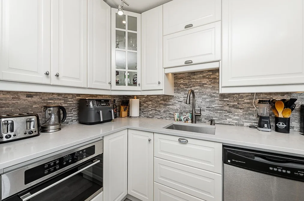 2505 6540 BURLINGTON AVENUE, Burnaby BC V5H 4G3, Burnaby BC — Residential for Sale — Photo 9 of 32