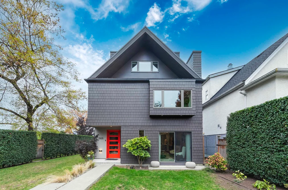 2505 Adanac St, Vancouver, BC - MLS: R3175304