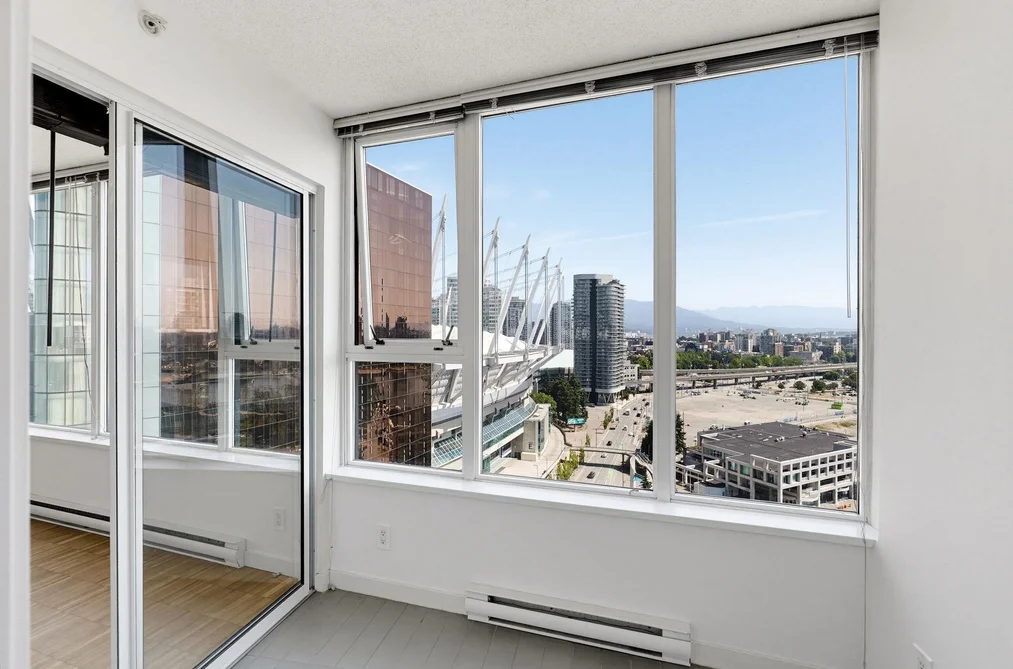 2508 - 33 Smithe Street, Vancouver, BC - MLS: R3150038 - Photo 16 2508 - 33 Smithe Street, Vancouver, BC - MLS: R3150038 - Photo 16