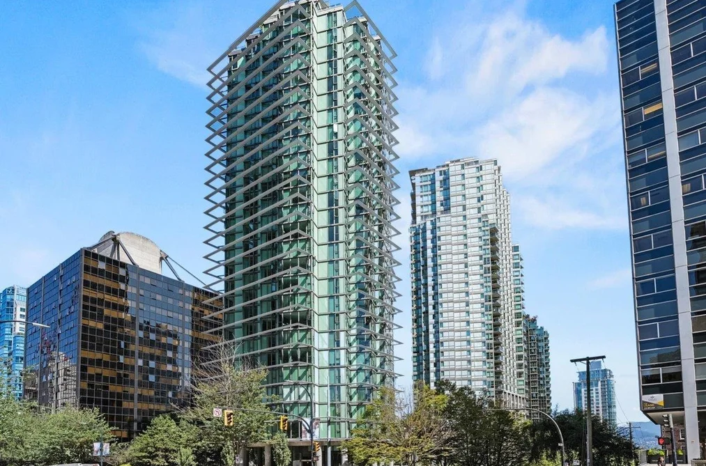 Condo for sale at 2509 1331 W Georgia Street Vancouver British Columbia - MLS: R3151404