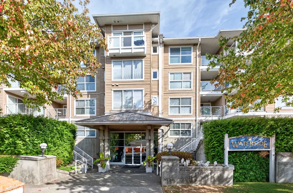 Condo for sale at 251 5880 Dover Crescent Richmond British Columbia - MLS: R3168732