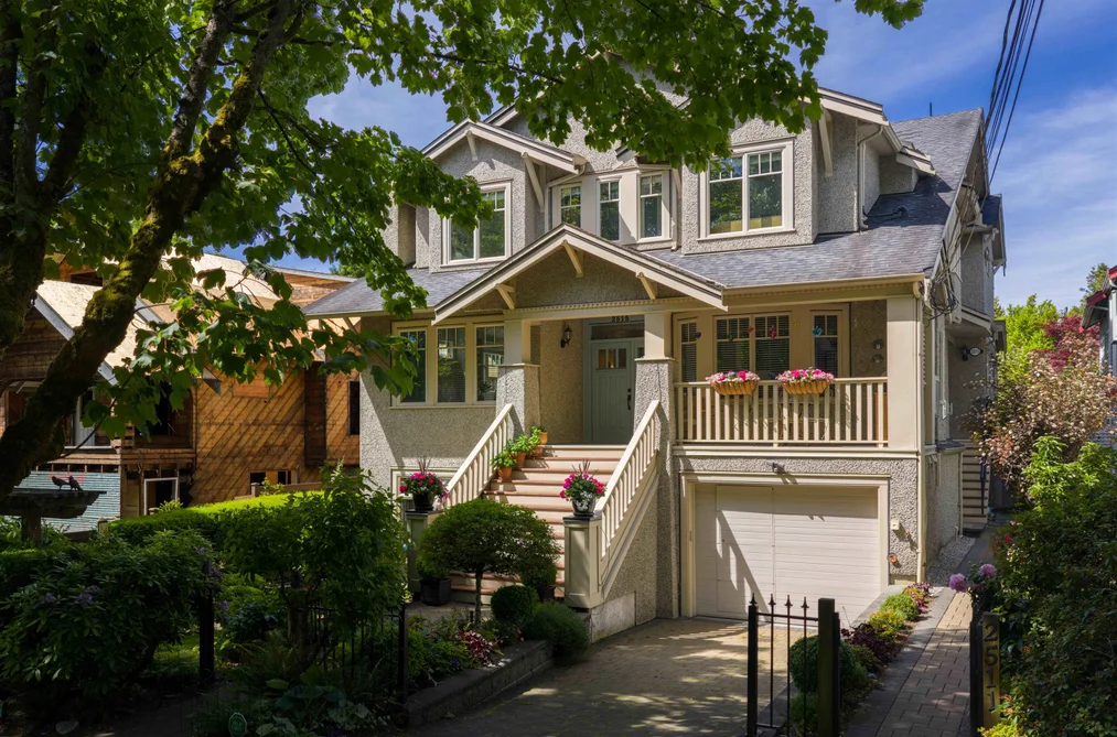 Townhouse for sale at 2515 W 6th Avenue Vancouver British Columbia - MLS: R3132338