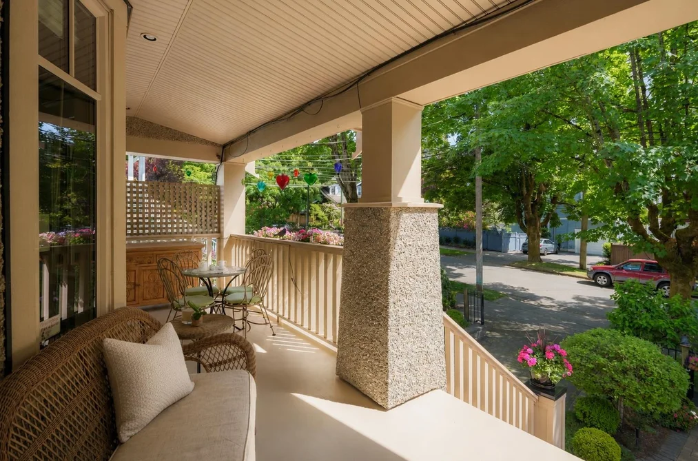2515 W 6TH AVENUE, Vancouver BC V6K 1W4, Vancouver BC — Residential for Sale - Photo 2
