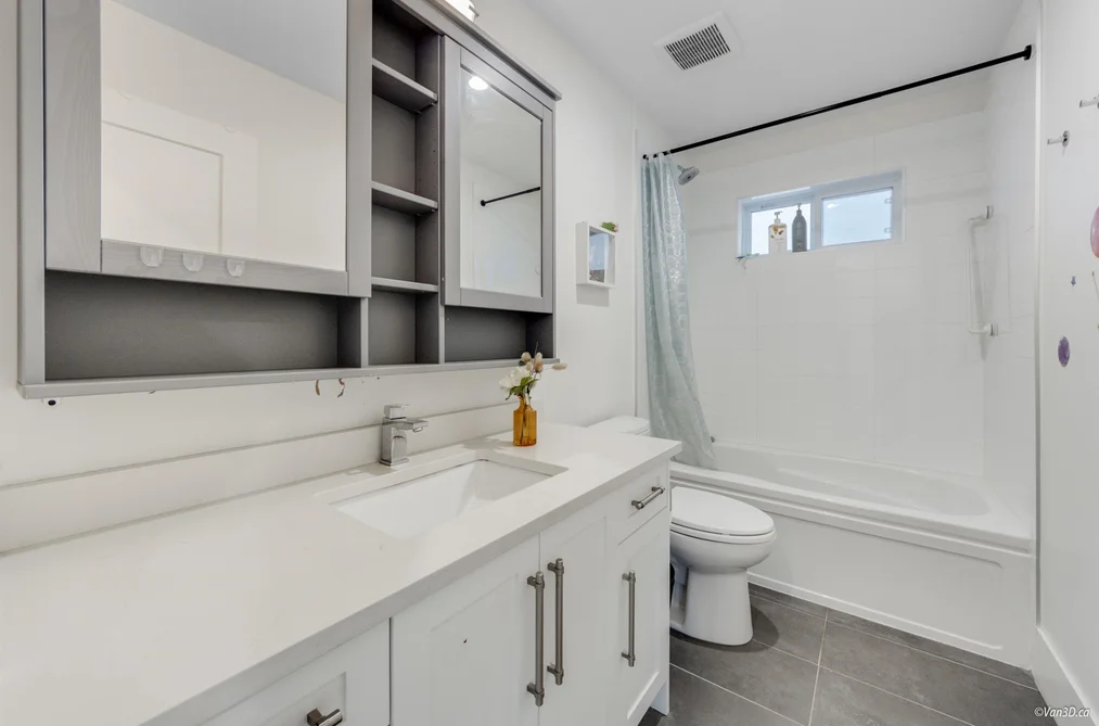 2517 168 STREET, Surrey, BC — Residential for Sale — Photo 23 of 36