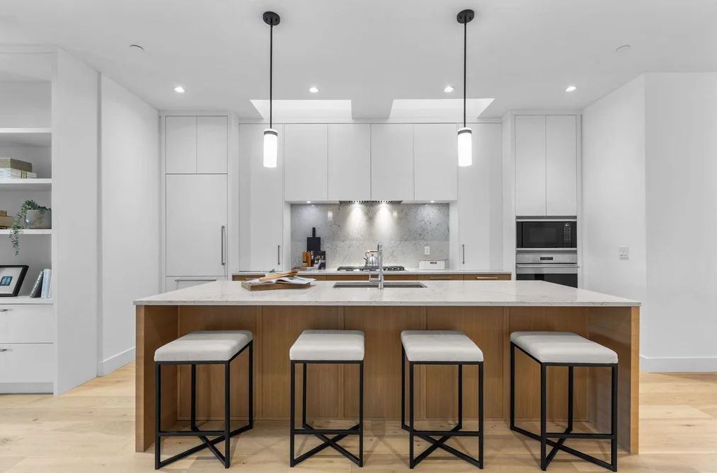2518 W 3RD AVENUE, Vancouver BC V6K 1M1, Vancouver BC — Residential for Sale — Photo 14 of 39