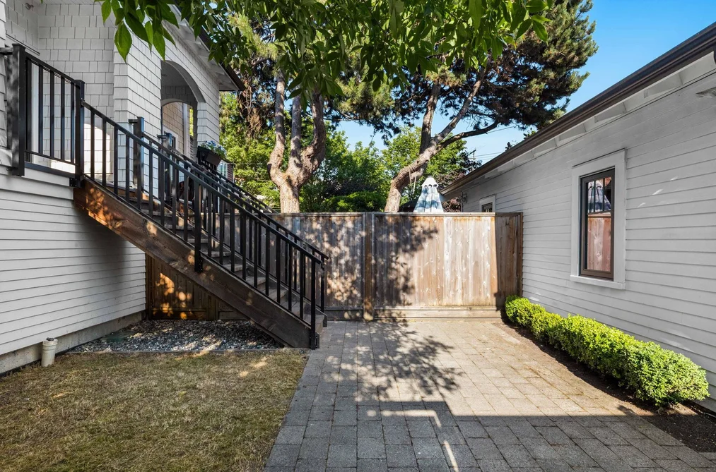 2518 W 3RD AVENUE, Vancouver BC V6K 1M1, Vancouver BC — Residential for Sale — Photo 31 of 39