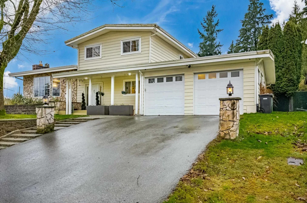 2523 SUNNYSIDE CRESCENT, Abbotsford BC V2T 1Y1, Abbotsford BC — Residential for Sale - Photo 3