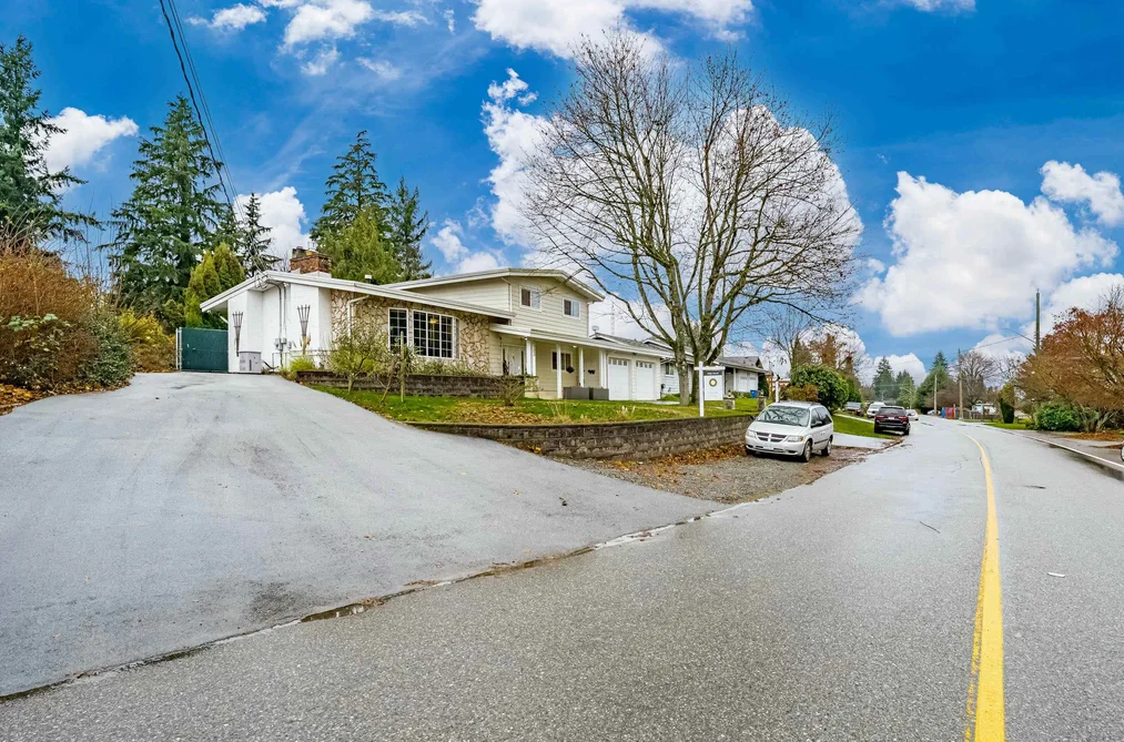 2523 SUNNYSIDE CRESCENT, Abbotsford BC V2T 1Y1, Abbotsford BC — Residential for Sale - Photo 4