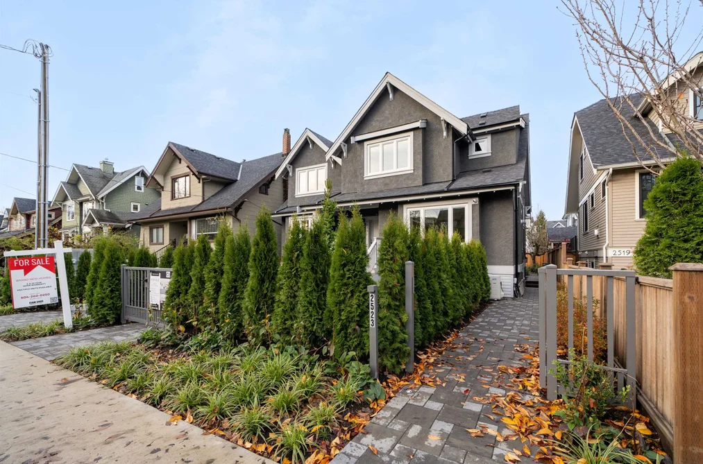 2523 W 8TH AVENUE, Vancouver BC V6K 2B3, Vancouver BC — Residential for Sale - Photo 2