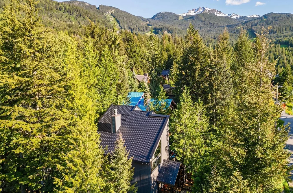 2524 WHISTLER ROAD, Whistler BC V8E 0A6, Whistler BC — Residential for Sale — Photo 34 of 37