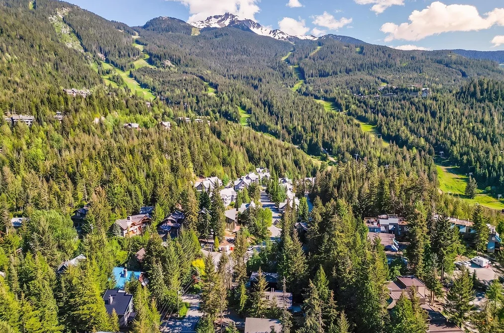 2524 WHISTLER ROAD, Whistler BC V8E 0A6, Whistler BC — Residential for Sale — Photo 35 of 37