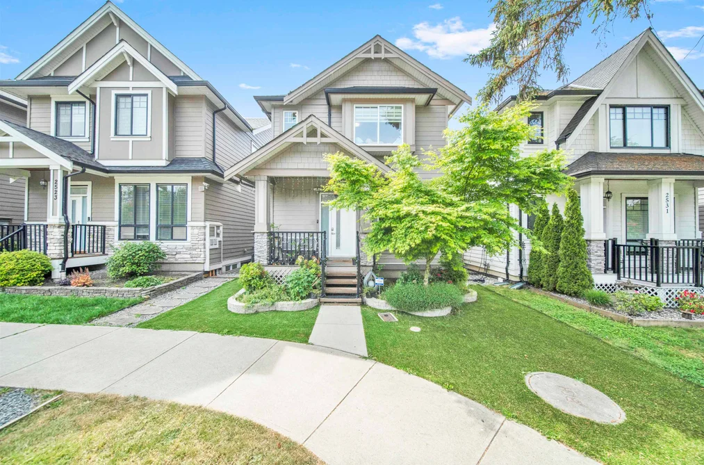 House for sale at 2525 168 Street Surrey British Columbia - MLS: R3122197
