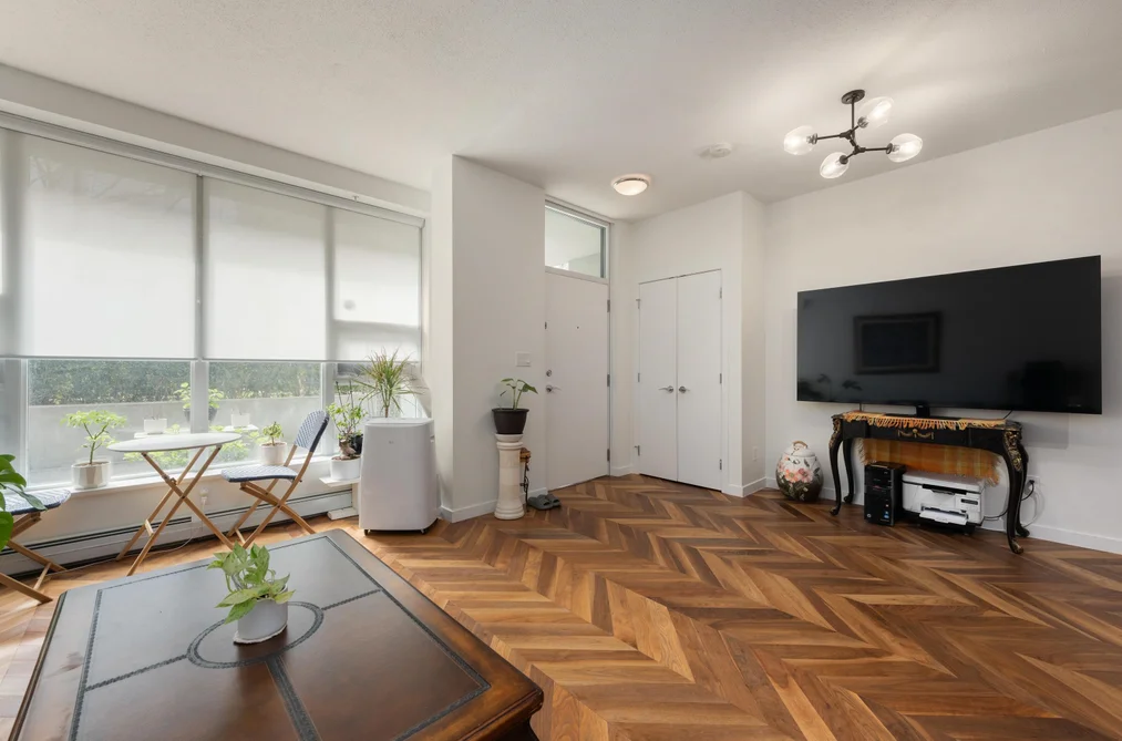 Townhouse for sale at 253 108 W 1st Avenue Vancouver British Columbia - MLS: R3106474