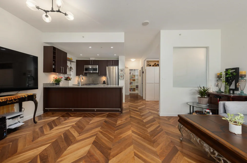 253 108 W 1ST AVENUE, Vancouver BC V5Y 0H4, Vancouver BC — Residential for Sale - Photo 6
