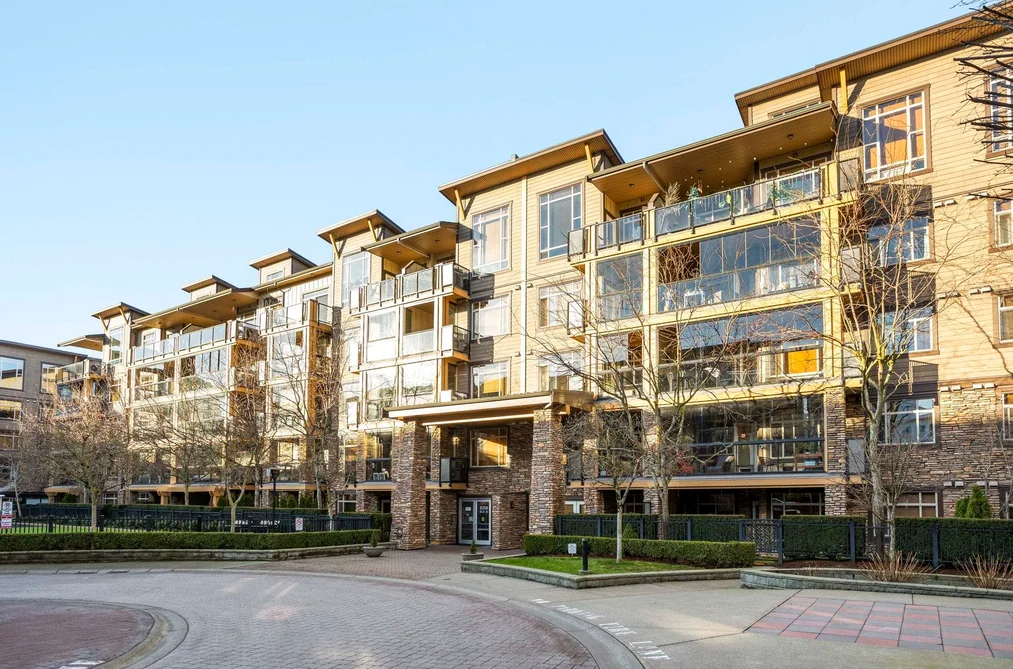 Condo for sale at 253 8258 207a Street Langley British Columbia - MLS: R3111163
