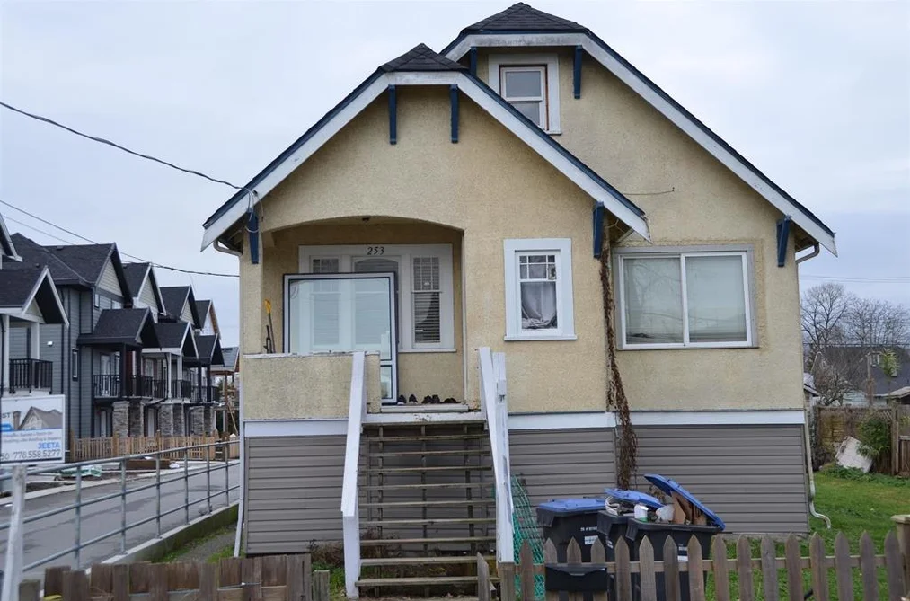 House for sale at 253 Boyne Street New Westminster British Columbia - MLS: R3099437