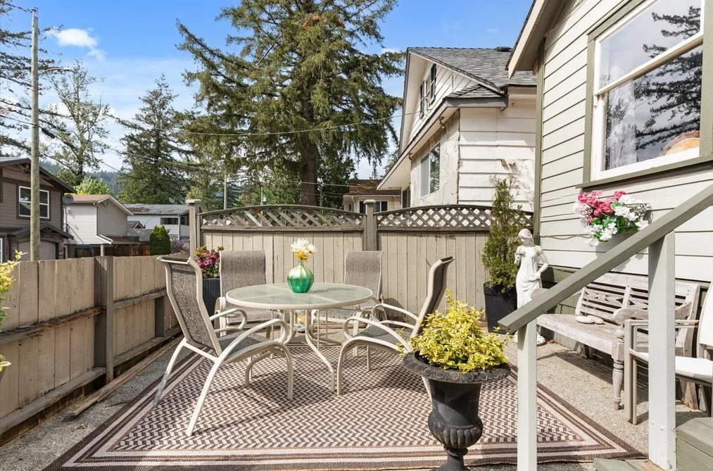 253 FIRST AVENUE, Cultus Lake BC V2R 4Z2, Cultus Lake BC — Residential for Sale - Photo 7