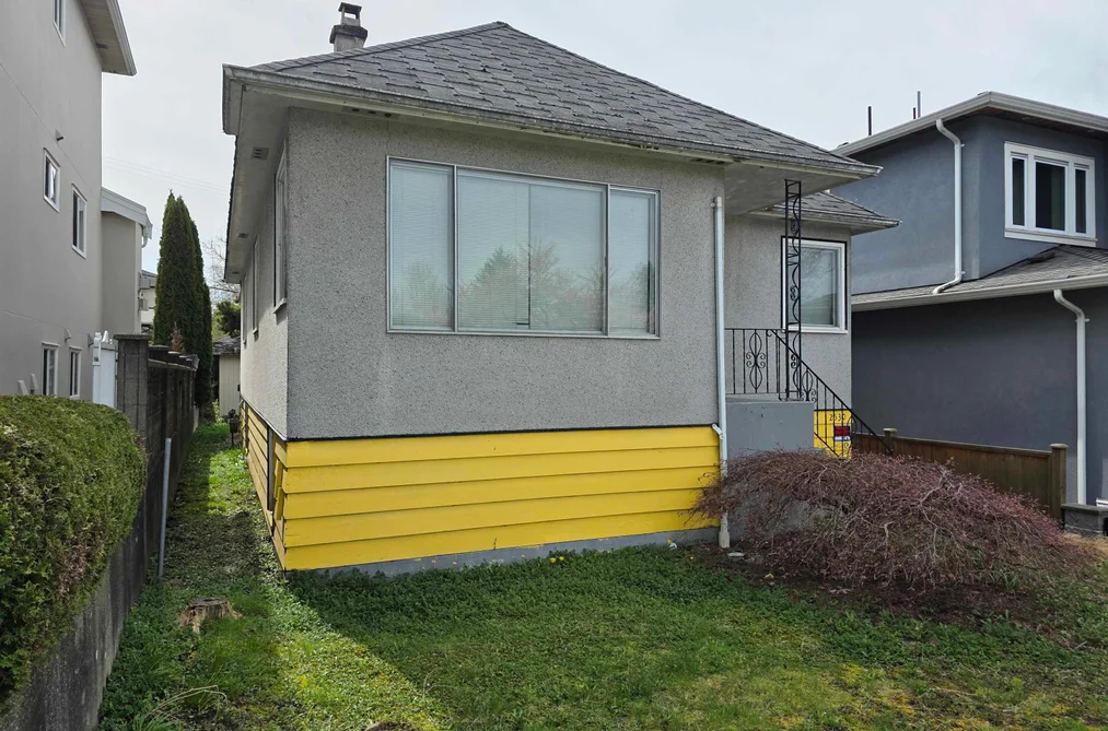2530 7TH AVENUE, Vancouver BC V5M 1T4, Vancouver BC — Residential for Sale - Photo 4