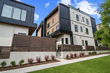 2535 W 39th Ave, Vancouver, BC - MLS: R3146336