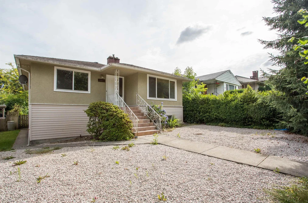 2536 E 29TH AVENUE, Vancouver BC V5R 1V1, Vancouver BC — Residential for Sale - Photo 2