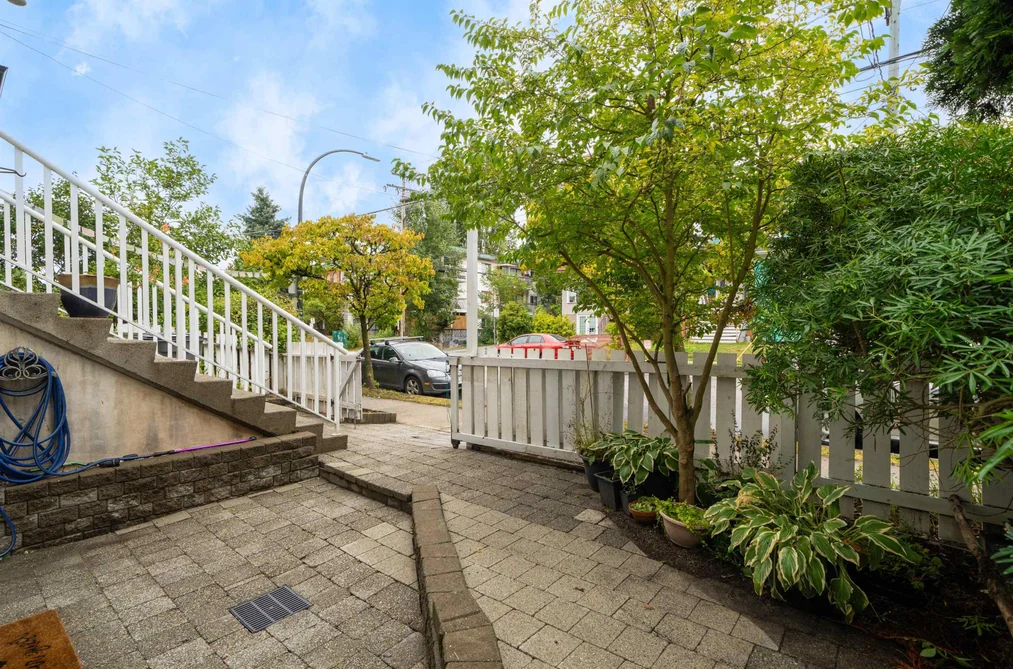 2537 Woodland Drive, Vancouver, BC - MLS: R3162327 - Photo 3