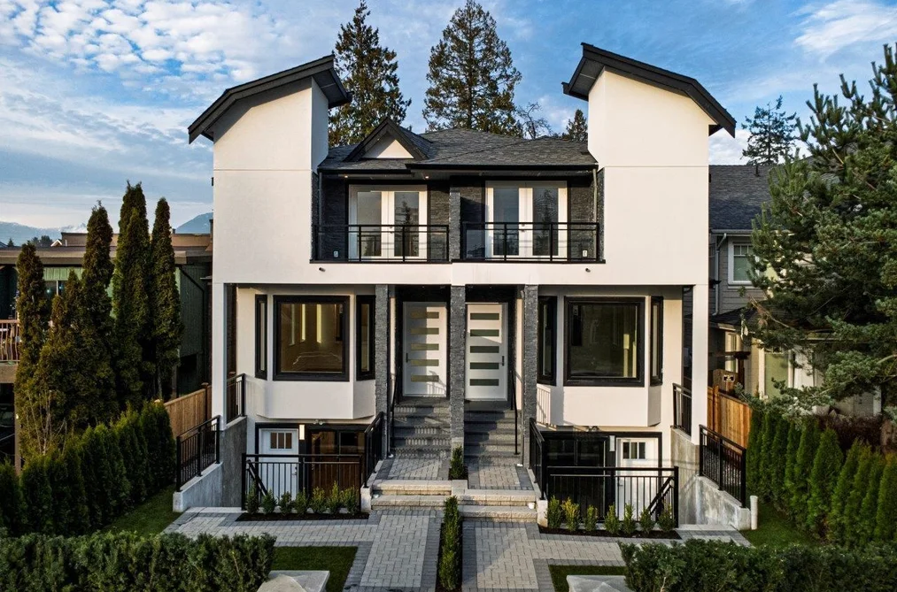 Half Duplex for sale at 254 E 18th Street North Vancouver British Columbia - MLS: R3119799