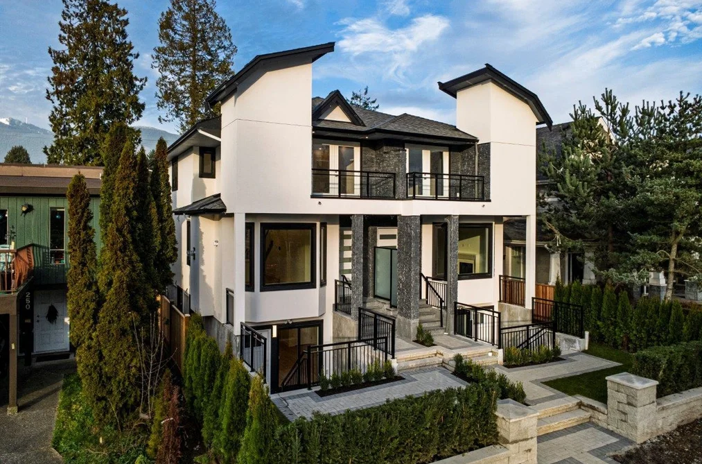 254 E 18TH STREET, North Vancouver BC V7L 2X6, North Vancouver BC — Residential for Sale - Photo 2