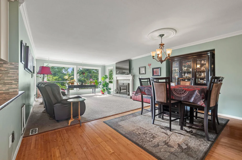 2544 SUNNYSIDE CRESCENT, Abbotsford BC V2T 1Y2, Abbotsford BC — Residential for Sale — Photo 11 of 40