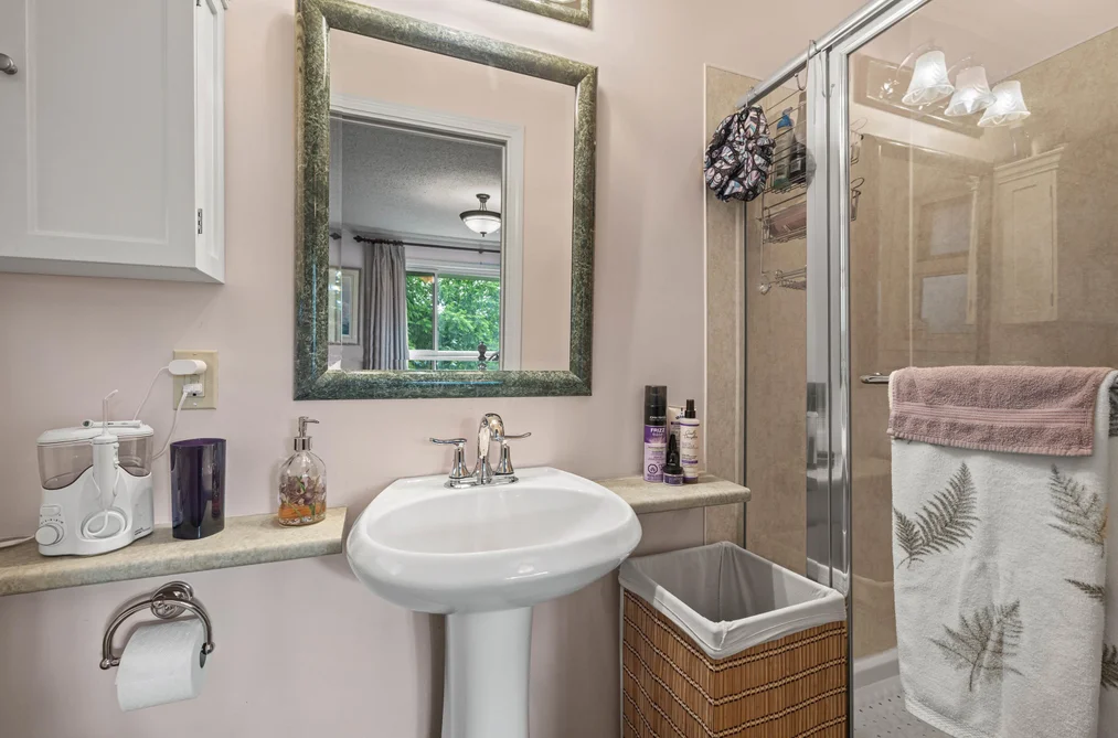 2544 SUNNYSIDE CRESCENT, Abbotsford BC V2T 1Y2, Abbotsford BC — Residential for Sale — Photo 19 of 40