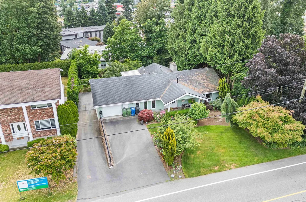 2544 SUNNYSIDE CRESCENT, Abbotsford BC V2T 1Y2, Abbotsford BC — Residential for Sale - Photo 2