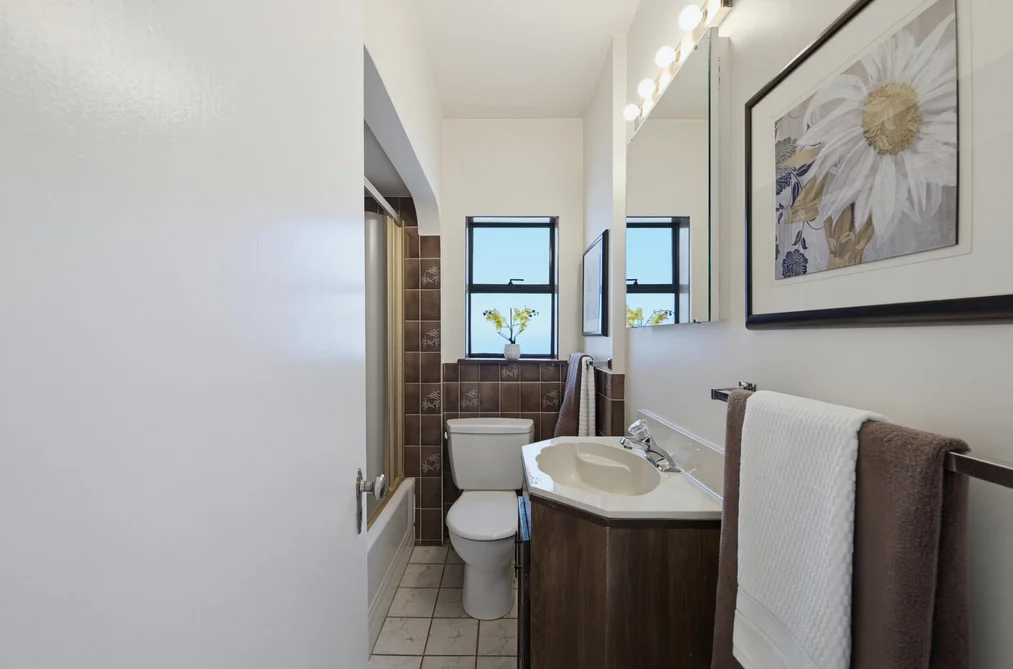 2546 NAPIER STREET, Vancouver BC V5K 2W5, Vancouver BC — Residential for Sale — Photo 16 of 34