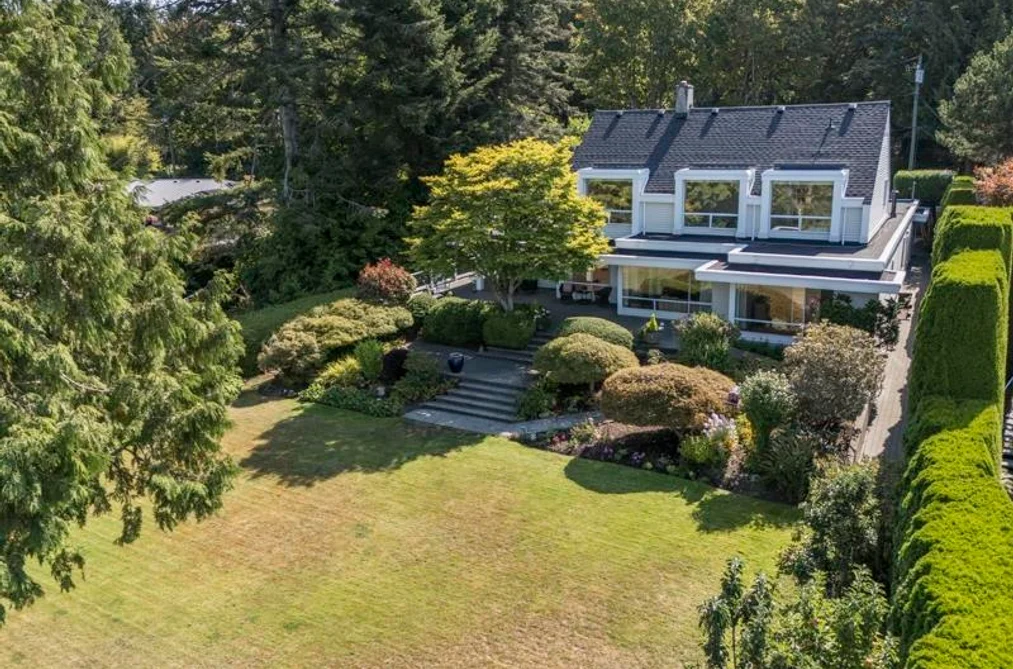 House for sale at 2547 Crescent Drive Surrey British Columbia - MLS: R3159934