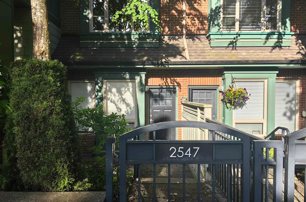 Townhouse for sale at 2547 East Mall Vancouver British Columbia - MLS: R3132794