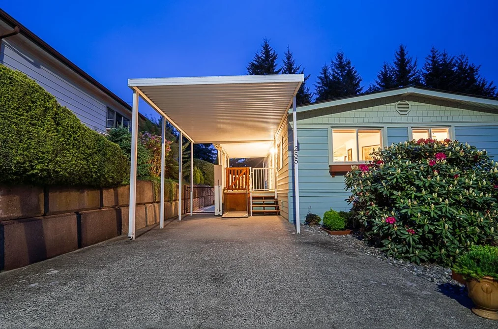 255 27111 0 AVENUE, Langley BC V4W 2T6, Langley BC — Residential for Sale - Photo 2