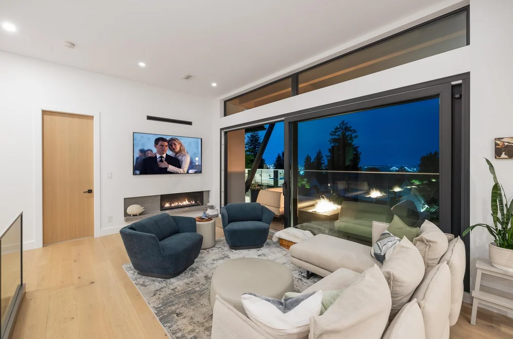 255 SANDRINGHAM CRESCENT, North Vancouver BC V7N 2R7, North Vancouver BC — Residential for Sale - Photo 6