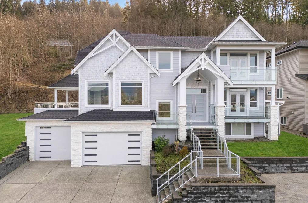 25540 GODWIN DRIVE, Maple Ridge BC V2W 1G9, Maple Ridge BC — Residential for Sale - Photo 2